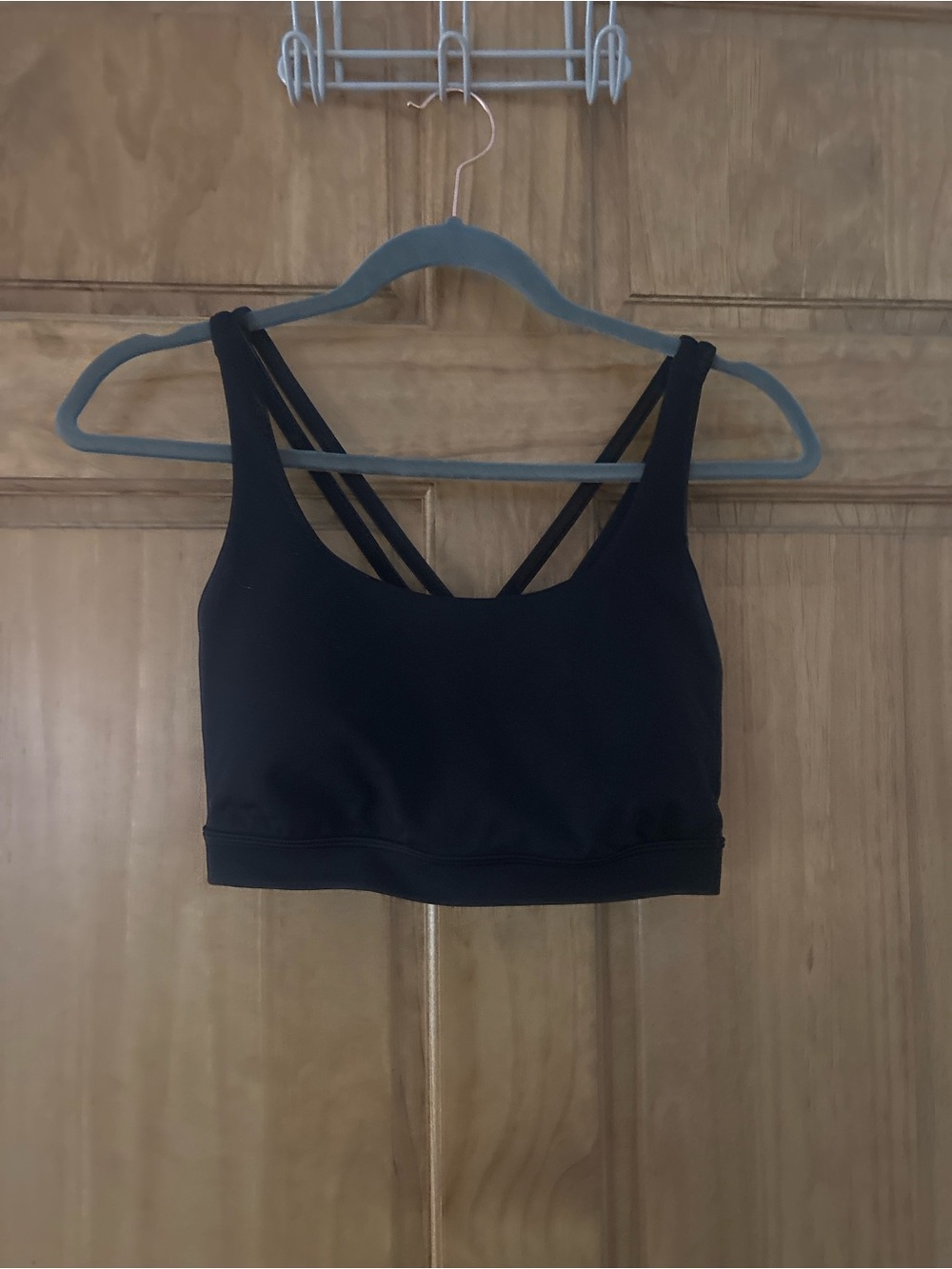 Women's Black Strappy Sports Bra - Brand lululemon